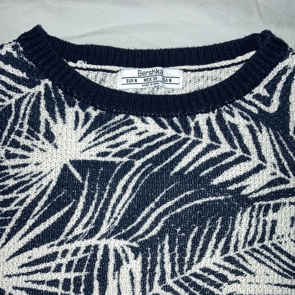 Men’s Knitted Crewneck Sweater - Picture 2 of 5